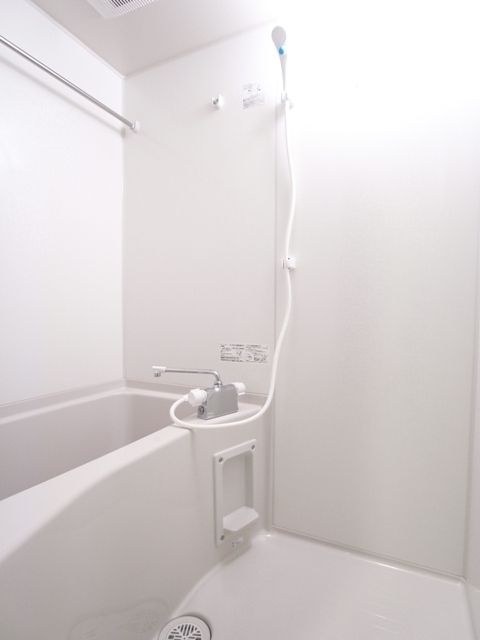 バス・シャワールーム　ゆったりバスタイム