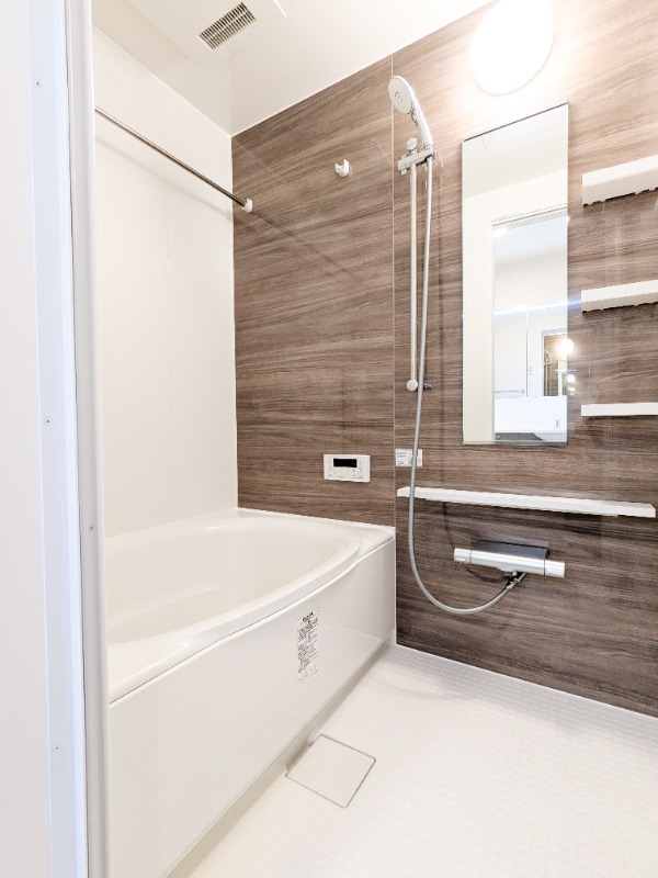 バス・シャワールーム　図面と現状に相違がある場合には現状を優先