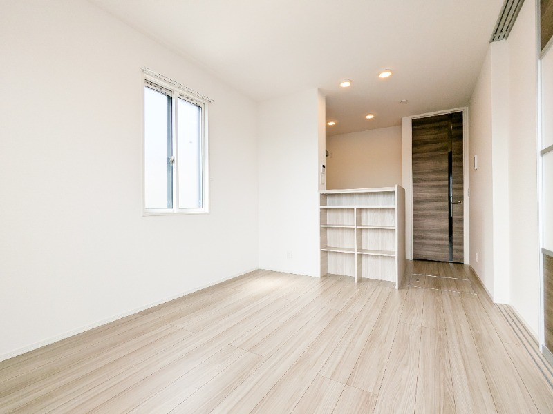 居室・リビング　図面と現状に相違がある場合には現状を優先