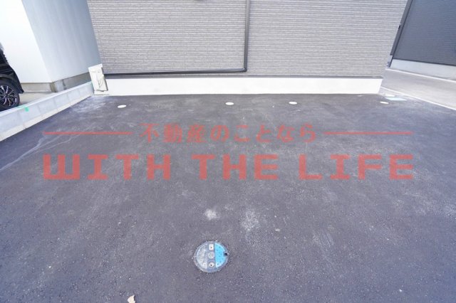 駐車場　車をお持ちの方に嬉しい駐車場付きの物件です