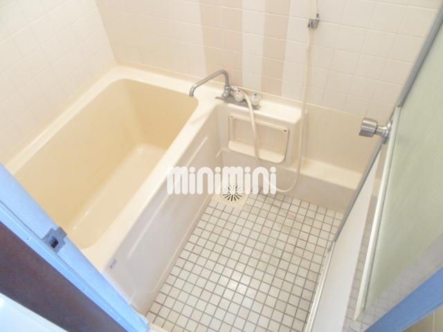 バス・シャワールーム　掃除のしやすいバスルームです♪