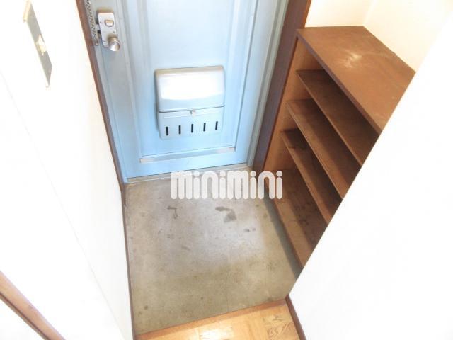 玄関　便利なシューズボックス付き