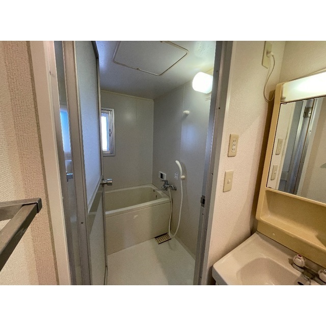 バス・シャワールーム　日々の暮らしに欠かせないお風呂です