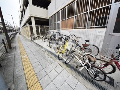 ロビー　フレイランスNAMBA　PLACE　駐輪場