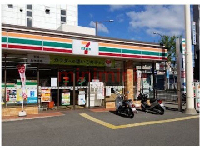 コンビニ　セブンイレブン吹田南金田1丁目店（コンビニ）まで308m