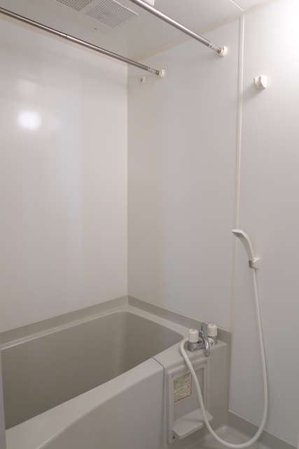 バス・シャワールーム　浴室乾燥機付きのバスルーム♪