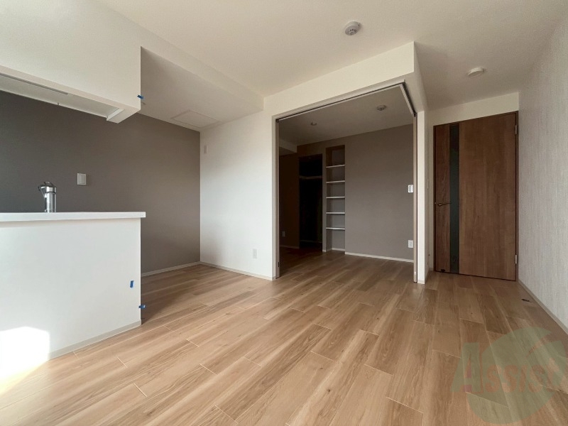 居室・リビング　広くてキレイなお部屋が広がっていて、充実した生活が送れそう。