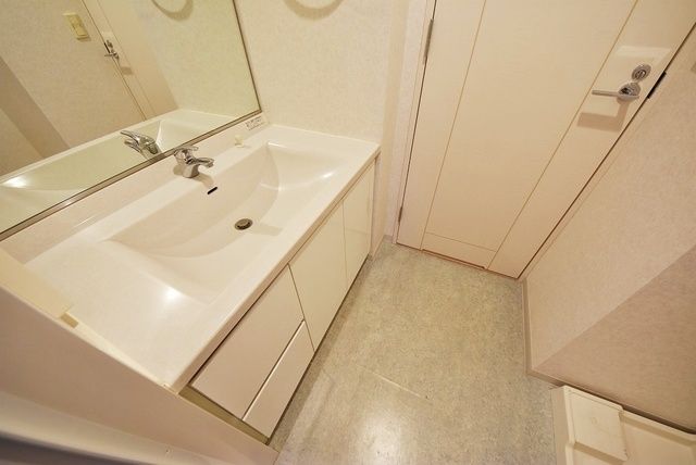 洗面設備　お問合せは(株)タウンハウジング赤坂店へ【03-5563-…