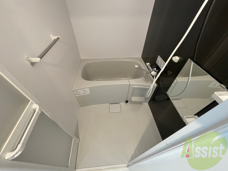 バス・シャワールーム　お風呂です。ゆっくりお風呂につかるのも体に良いですね～