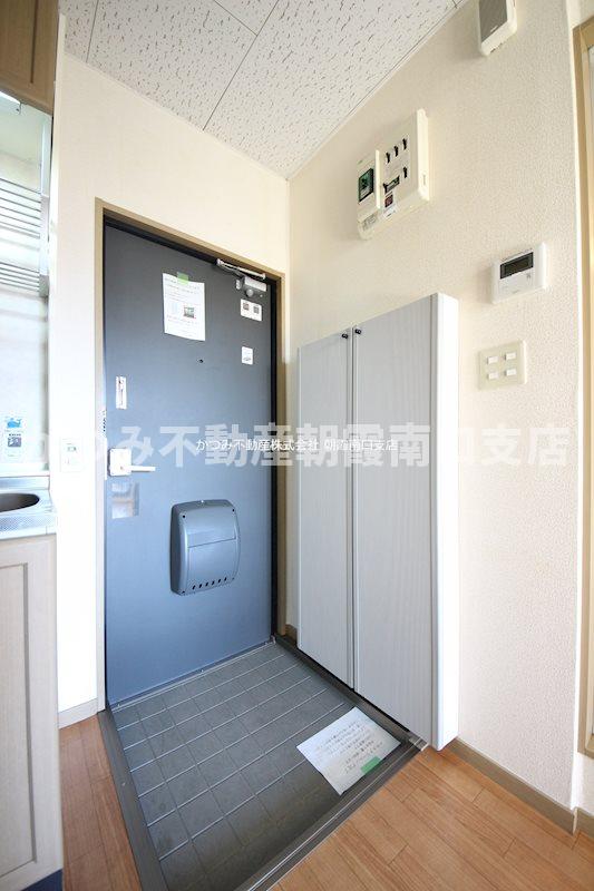 玄関　他号室参考写真