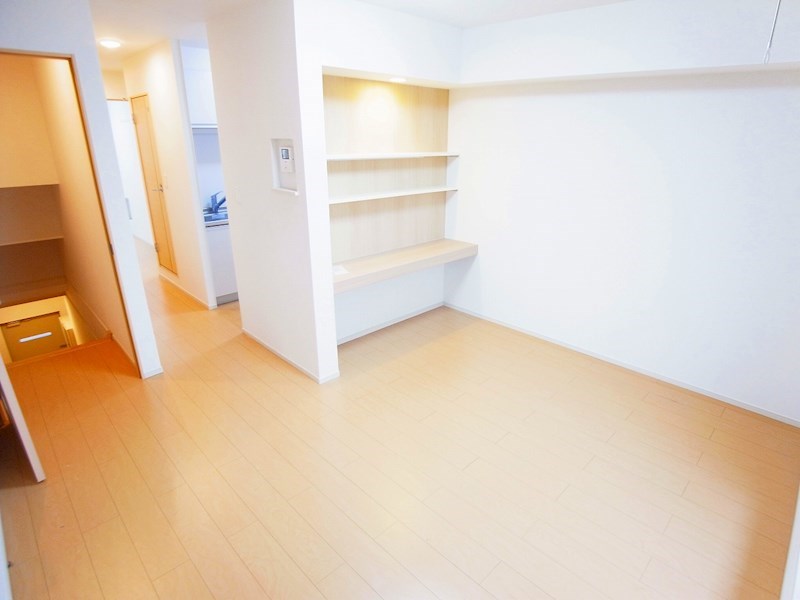 居室・リビング　同系モデル内装