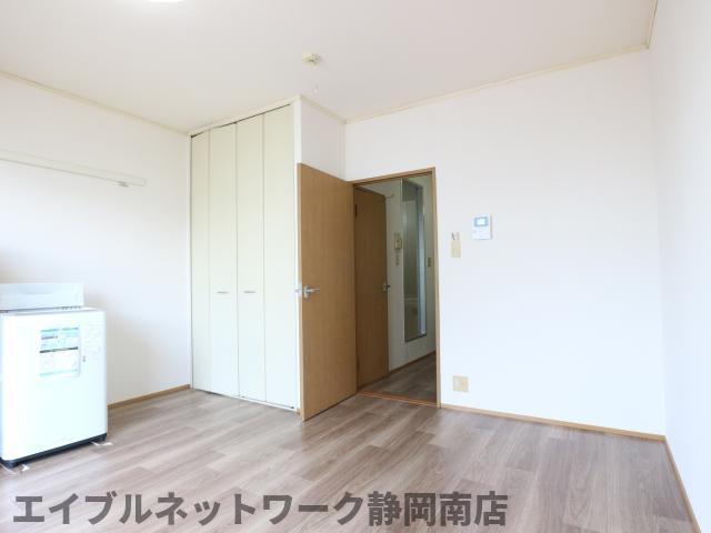 その他部屋・スペース　明るい色調の室内です