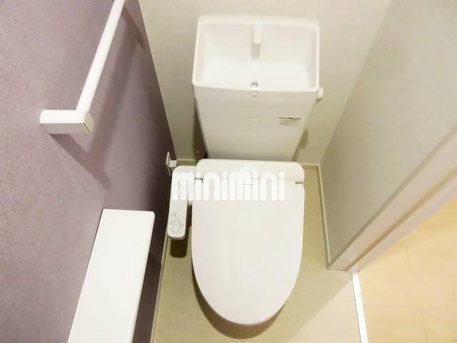 トイレ　ウォシュレット完備のトイレです。