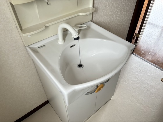 洗面設備　洗髪洗面化粧台