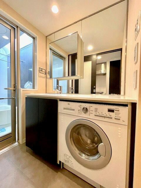 洗面設備　■独立洗面台■ドラム式洗濯機