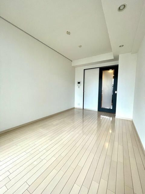 居室・リビング　■エアコン■24時間換気システム■南向き