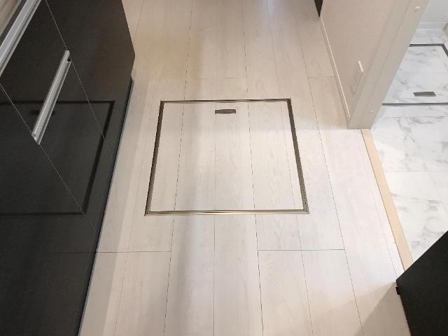 キッチン　床下収納