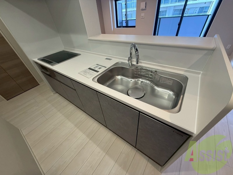 キッチン　キッチンはＩＨのシステムキッチンです。調理が楽しくなりますね