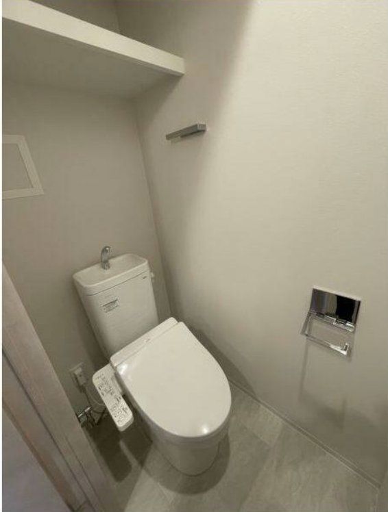 トイレ　トイレ