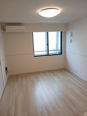 居室・リビング　ゆったりとした居間です