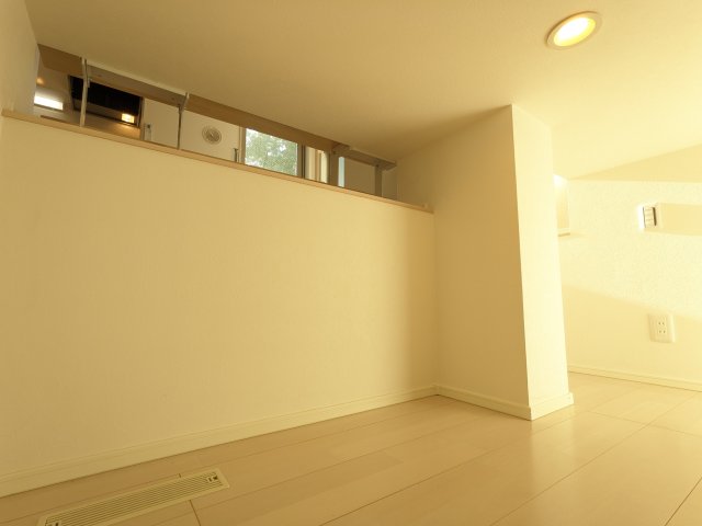 収納　床下収納