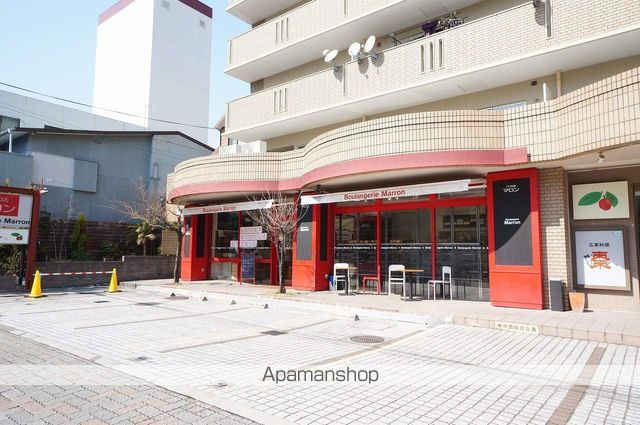 その他　マロン（パン屋）（その他）まで20m