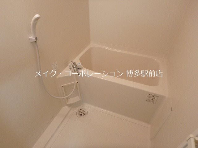 バス・シャワールーム　※室内写真は同物件別部屋引用・現状優先です。