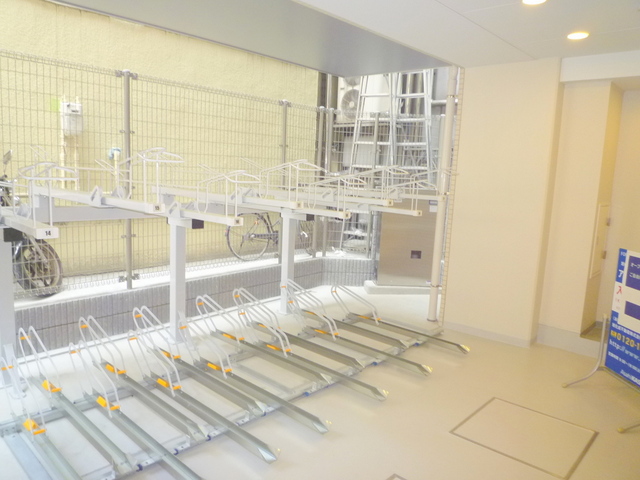 その他共有部分　ラック式駐輪場　大切な自転車も安心