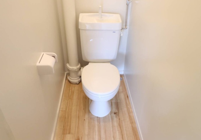 トイレ　同物件別部屋イメージ