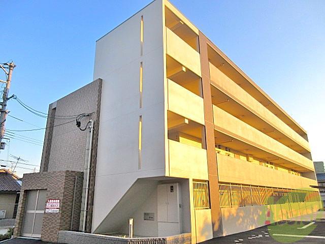 建物外観　吹田市岸部北「カーサアリエッタ」