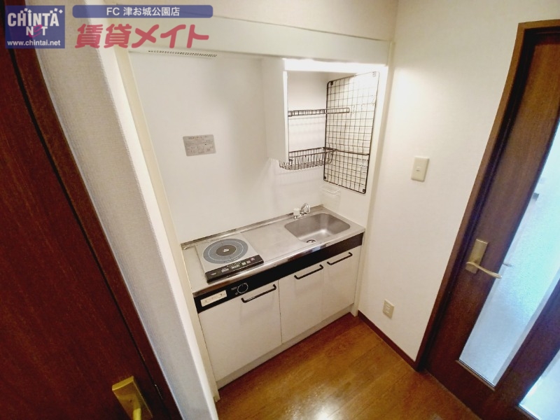 コーポバロン中野のキッチン写真