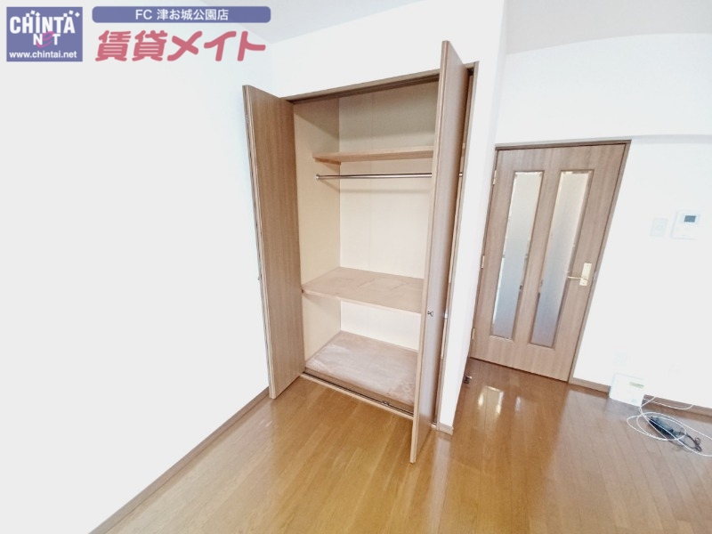 コーポバロン中野の内装写真