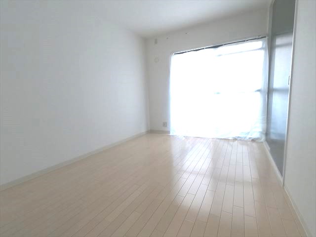 その他部屋・スペース　独立したフローリング綺麗な洋室、寝室にピッタリ