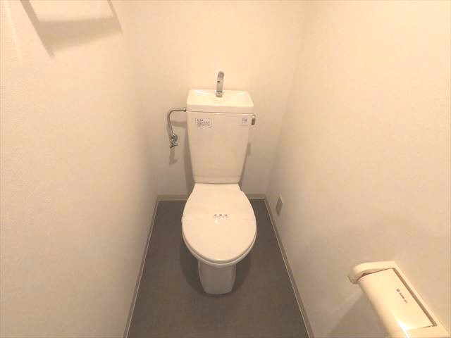 トイレ　ウォシュレットの設置が出来る綺麗なトイレ