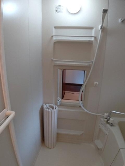 バス・シャワールーム　浴室