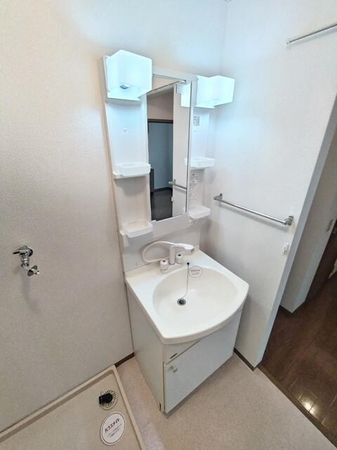 洗面設備　★★身支度に便利な洗髪洗面化粧台♪★★