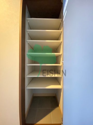 玄関　下駄箱もしっかりついてます！