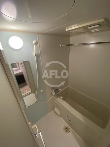 バス・シャワールーム　クリーデンス福島　浴室