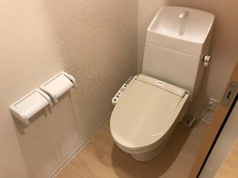 トイレ　シャワー付トイレ
