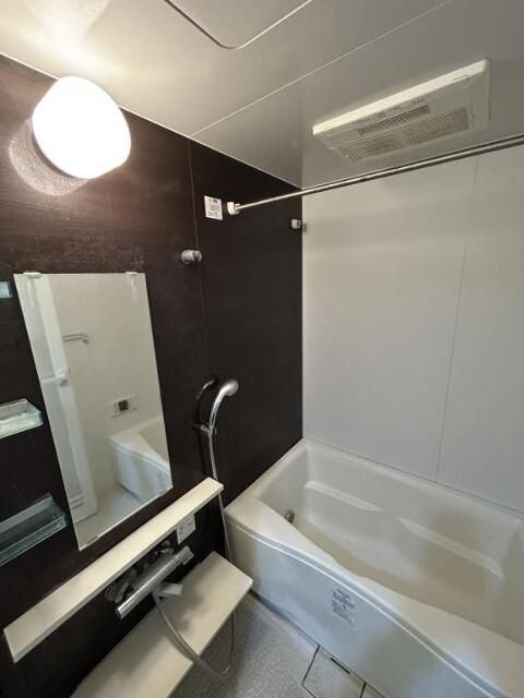 バス・シャワールーム　お風呂です