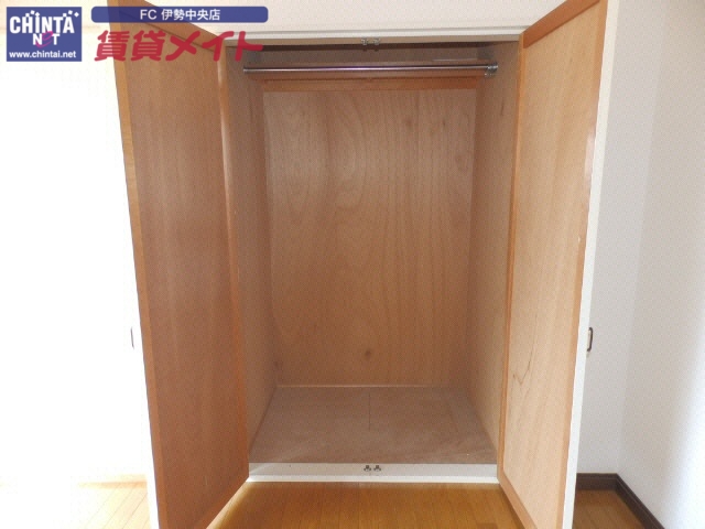 収納　同型参考写真