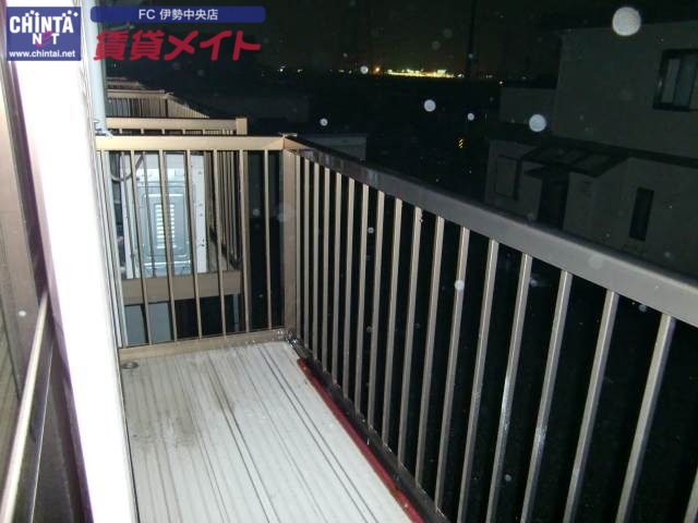 バルコニー　同型参考写真