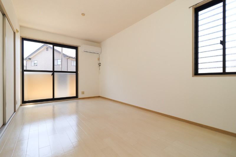 居室・リビング　図面と現状に相違がある場合には現状を優先