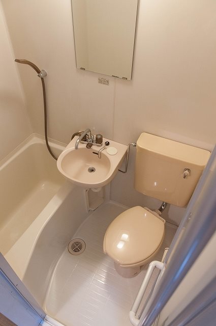 トイレ　※写真は今回募集の部屋とは異なります