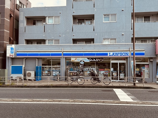 コンビニ　ローソン磯子2丁目店（コンビニ）まで195m