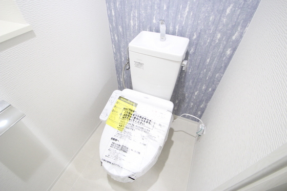 トイレ　※別部屋の写真です