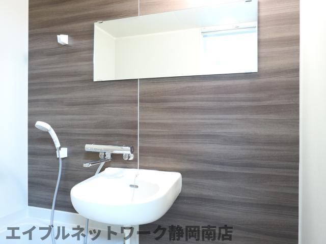洗面設備　洗面スペースです