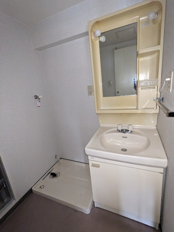 洗面設備　別部屋参照