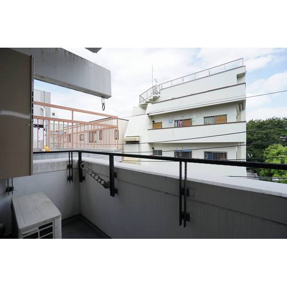 バルコニー　バルコニー