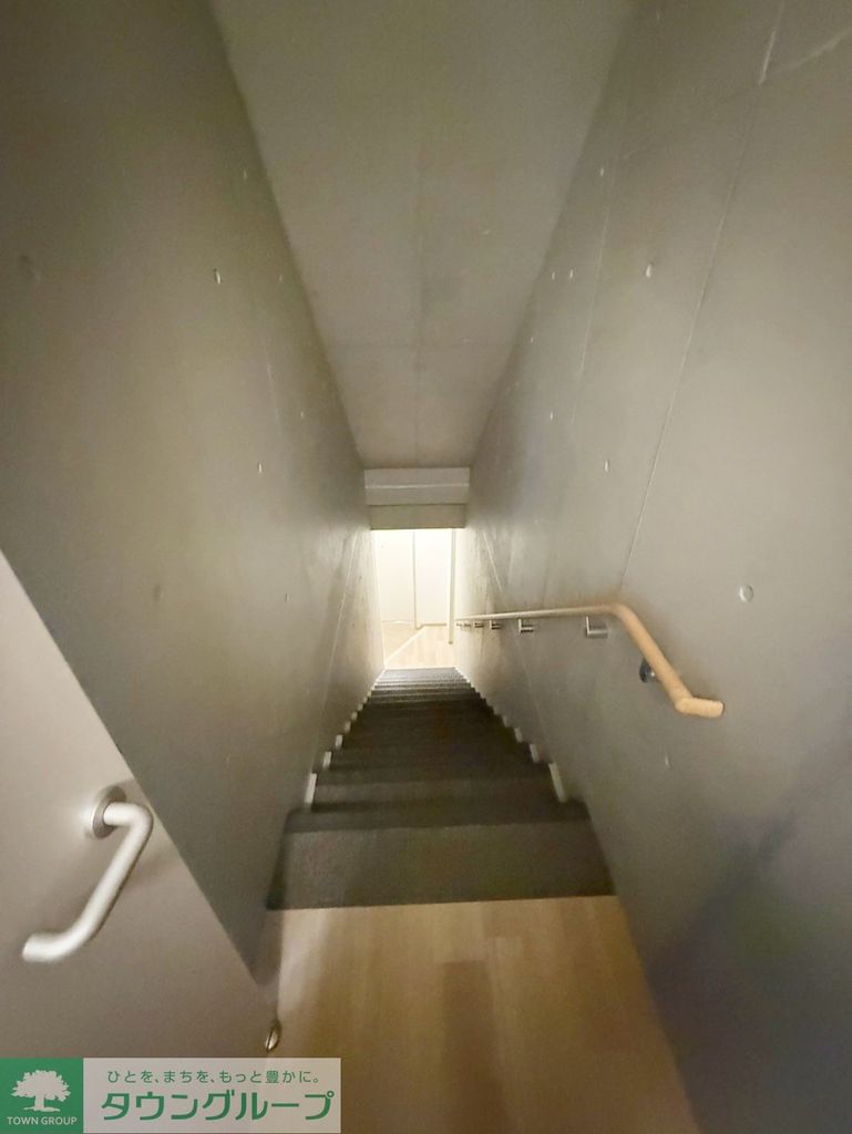 玄関　お部屋探しはタウンハウジングへ♪